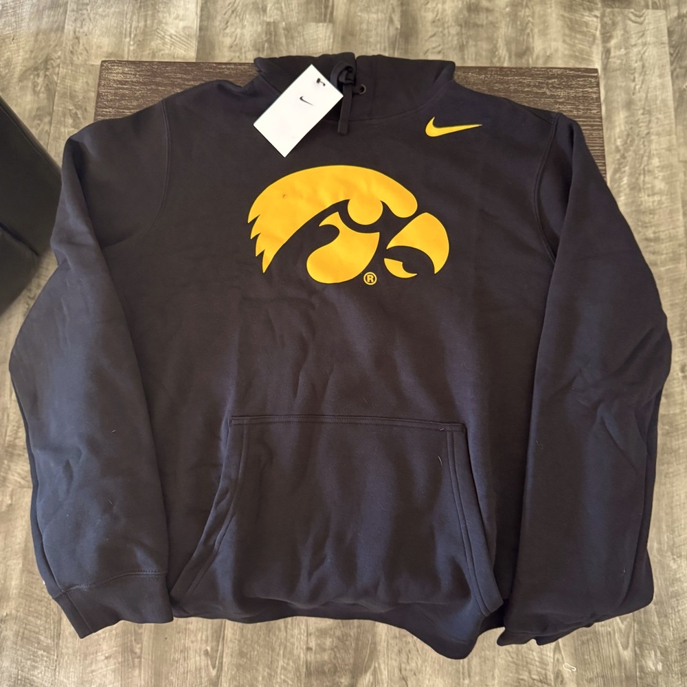 IOWA NIKE SWEATSHIRT SIZE L - Picture 1 of 2